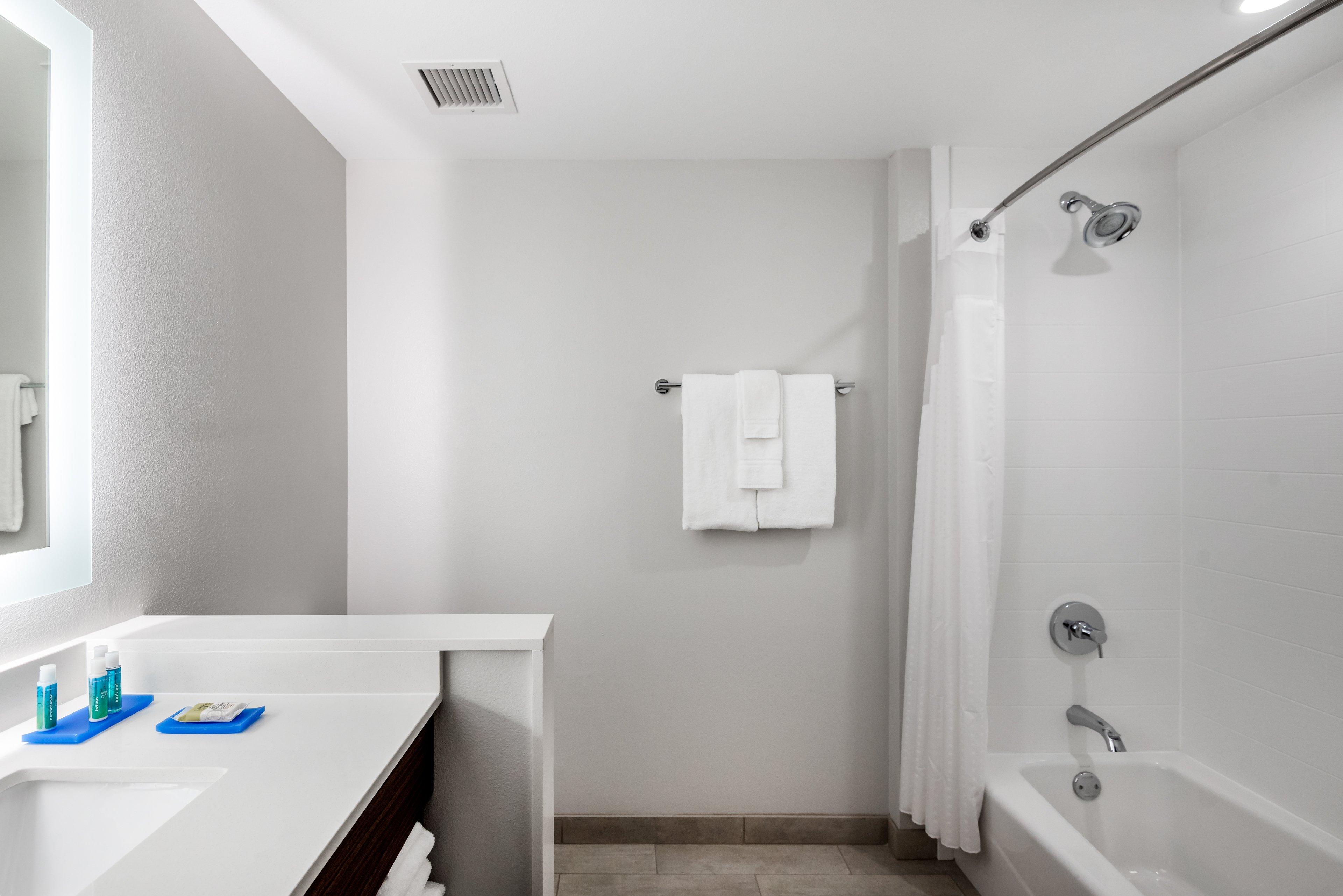 Hotel Express & - Orange County By Ihg Santa Ana