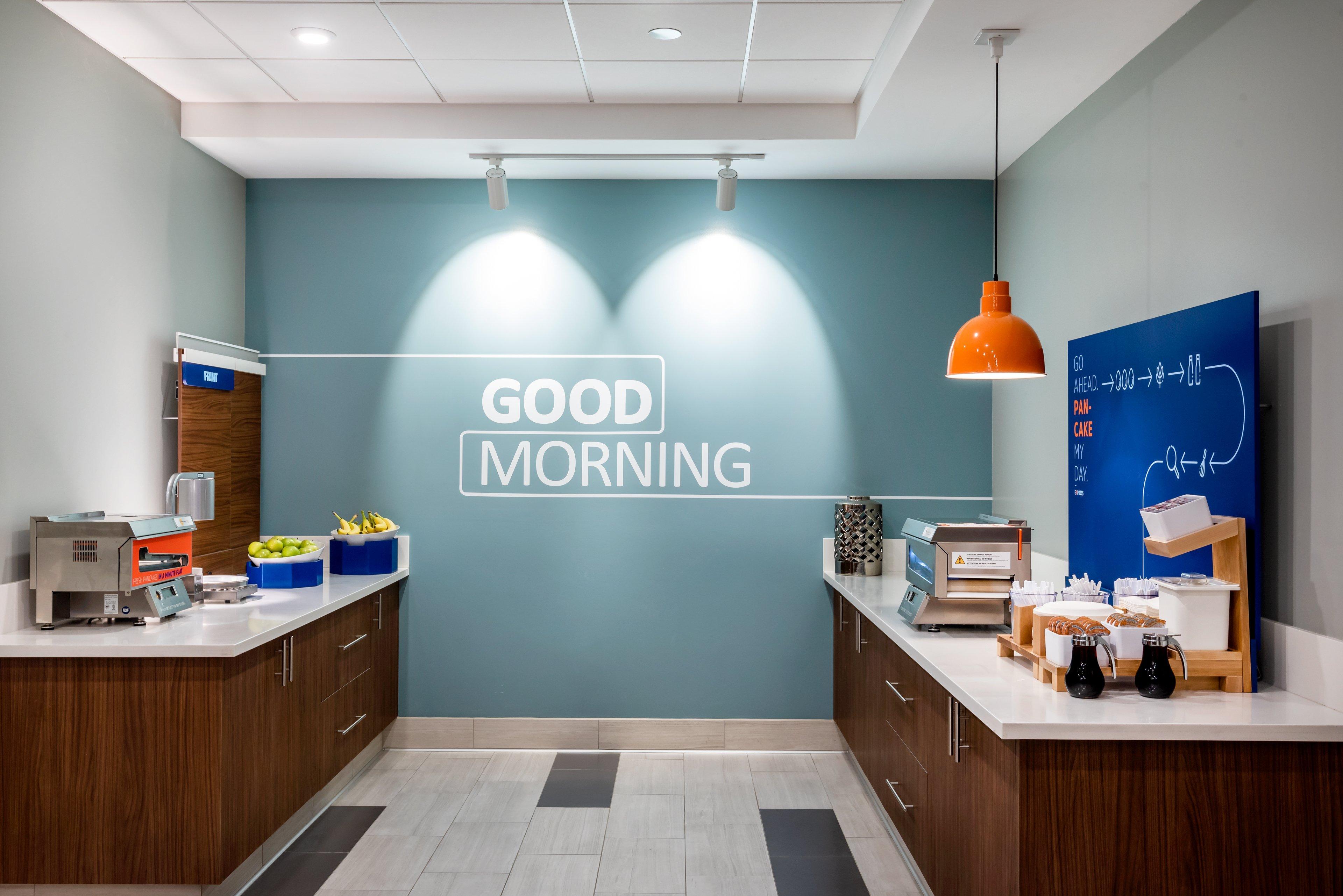 Express & - Orange County By Ihg 3* Santa Ana