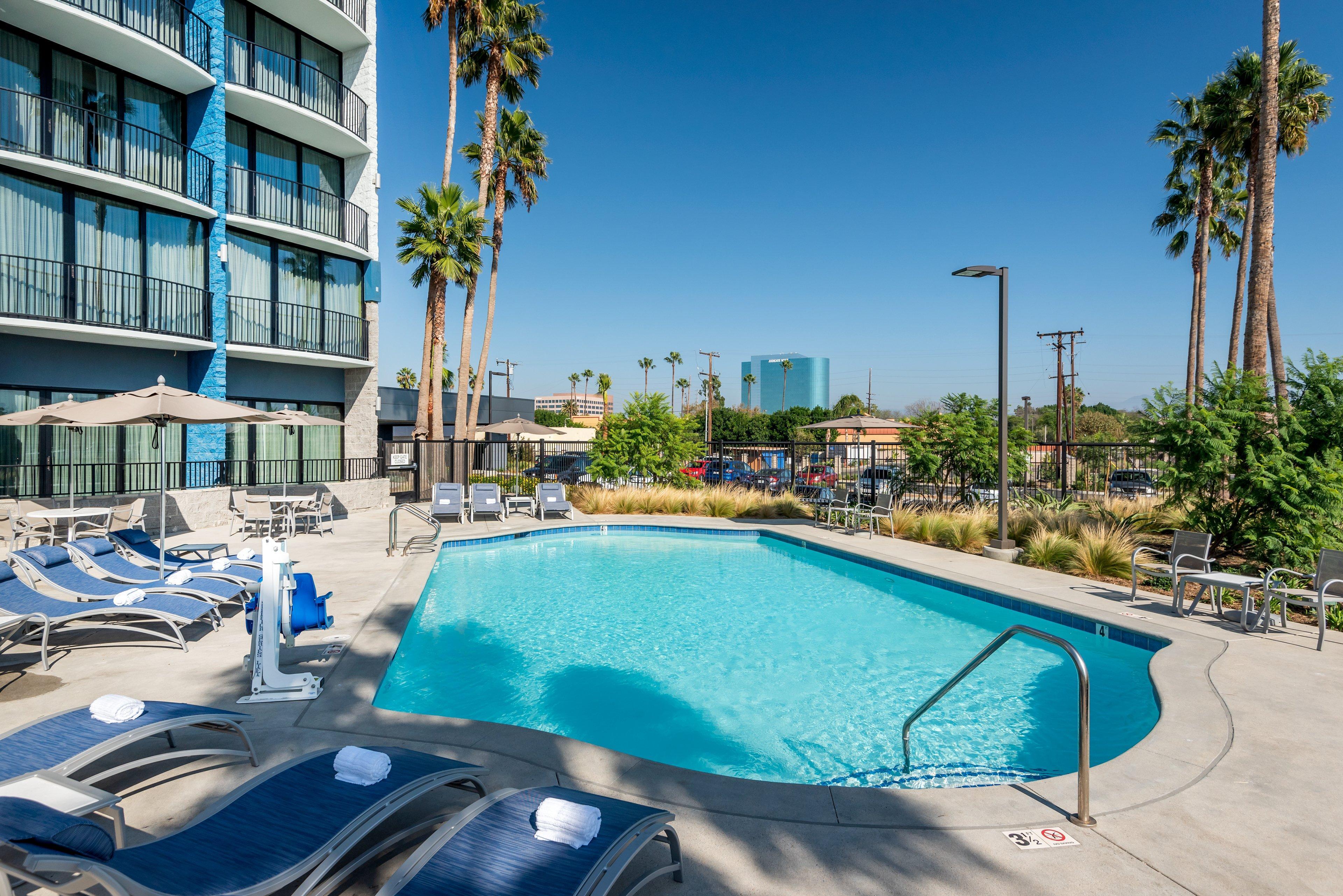 Express & - Orange County By Ihg 3*