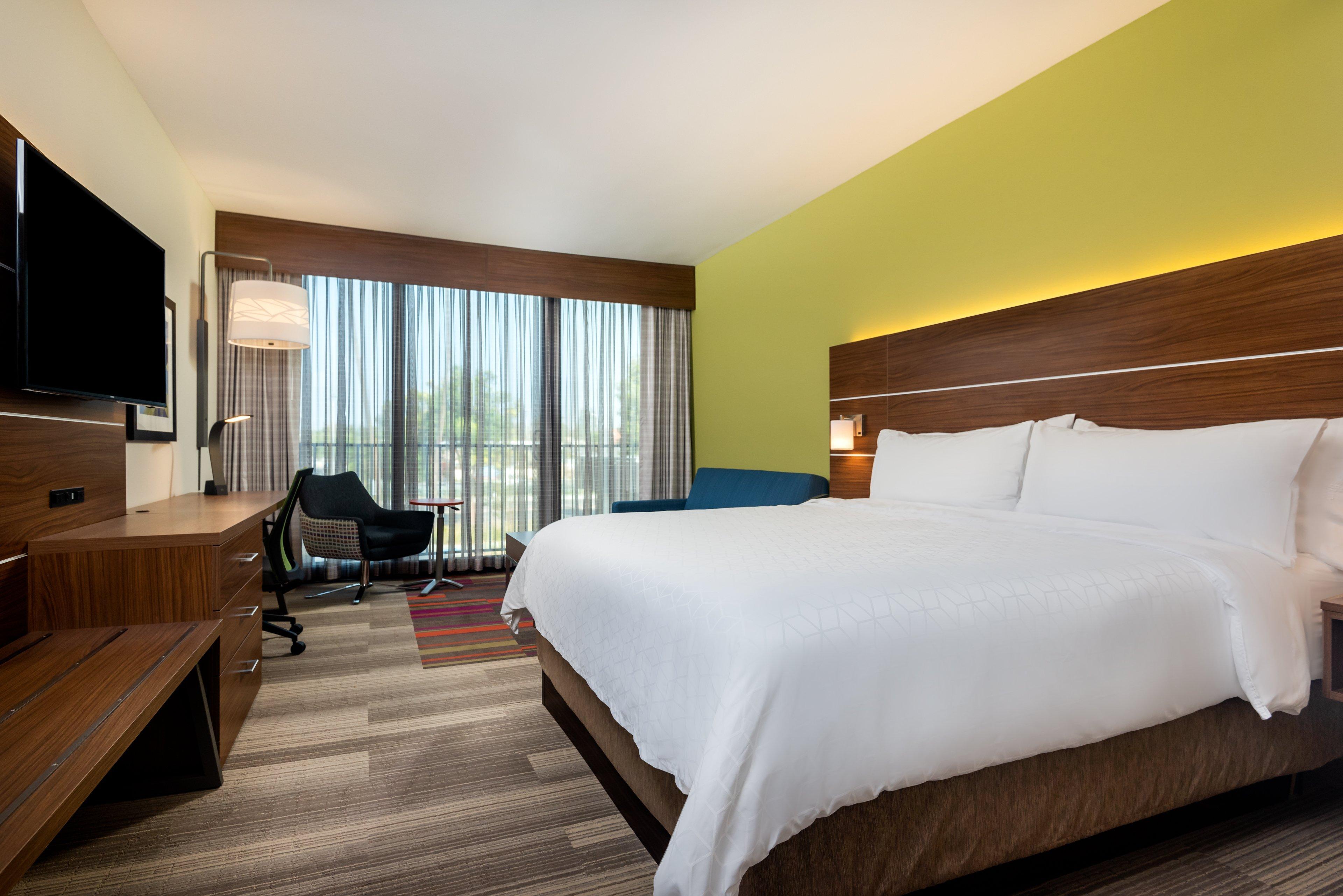 Hotel Express & - Orange County By Ihg