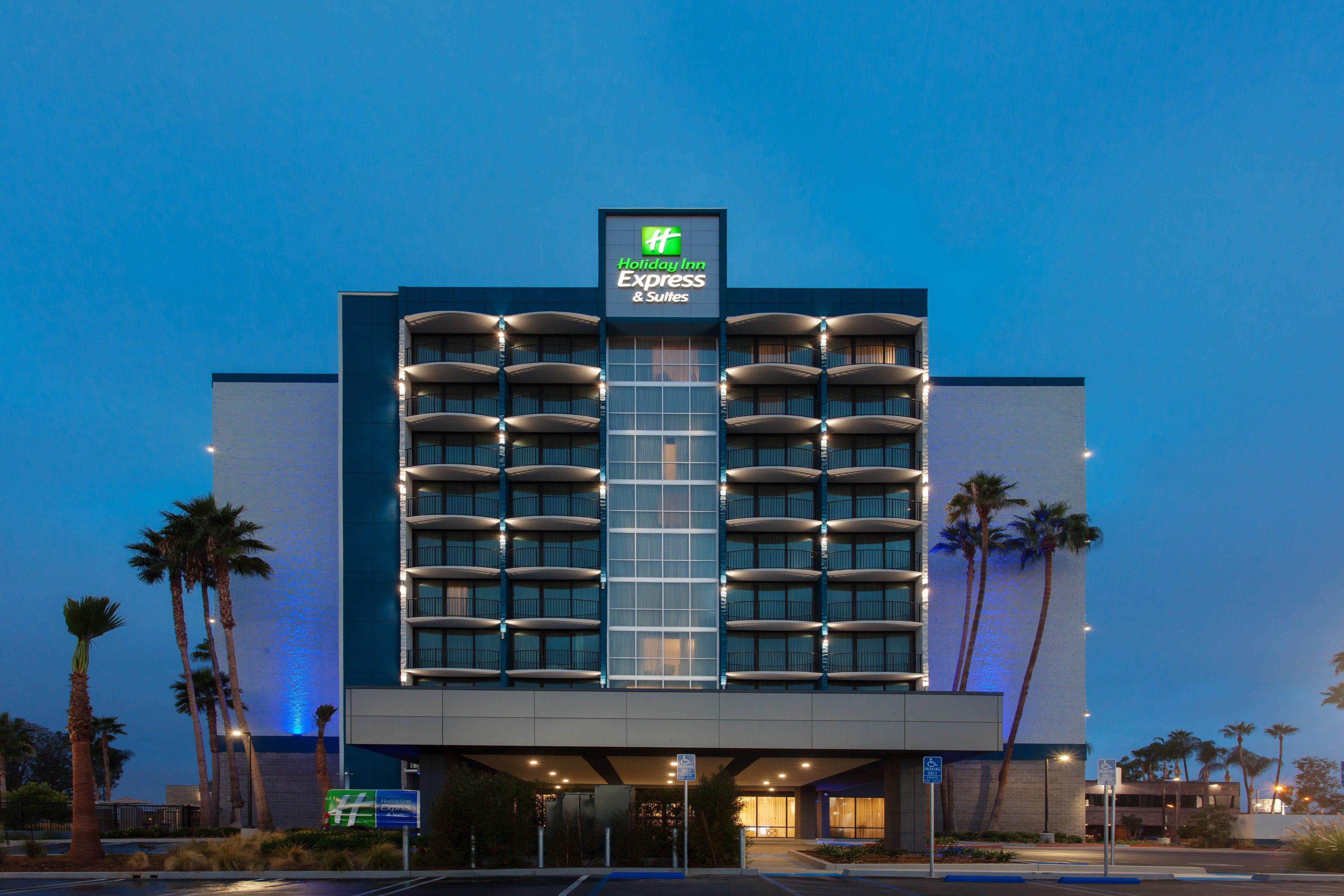 Express & - Orange County By Ihg 3* Santa Ana
