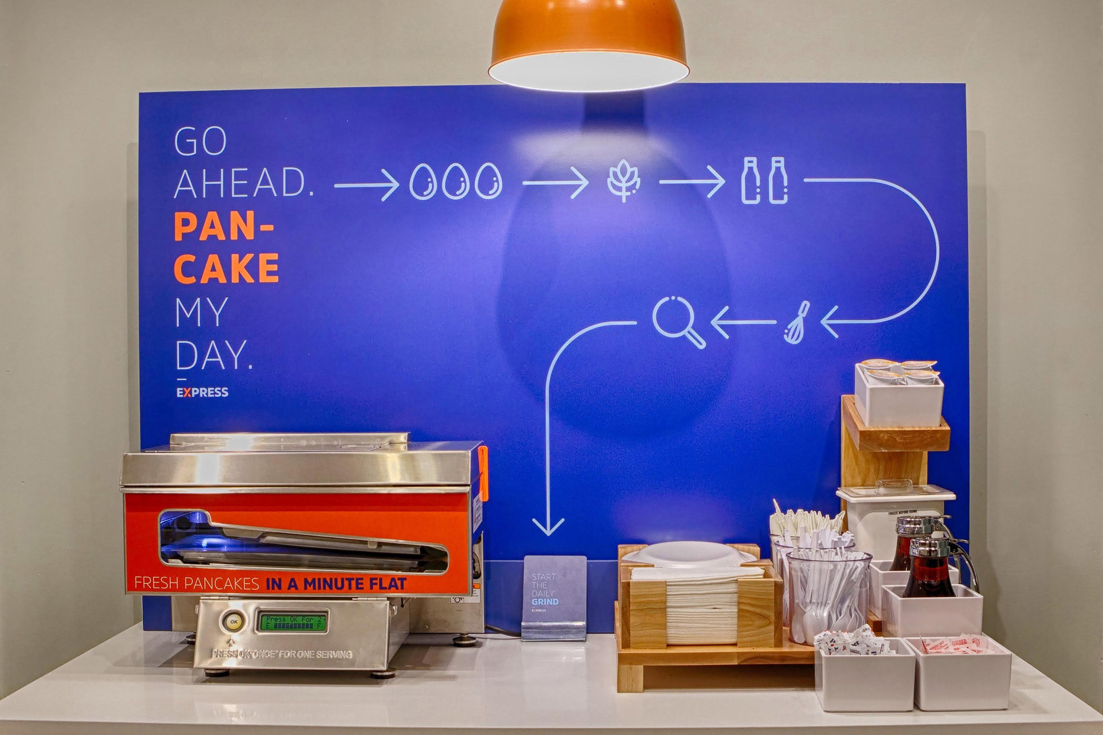 Express & - Orange County By Ihg Hotel Santa Ana