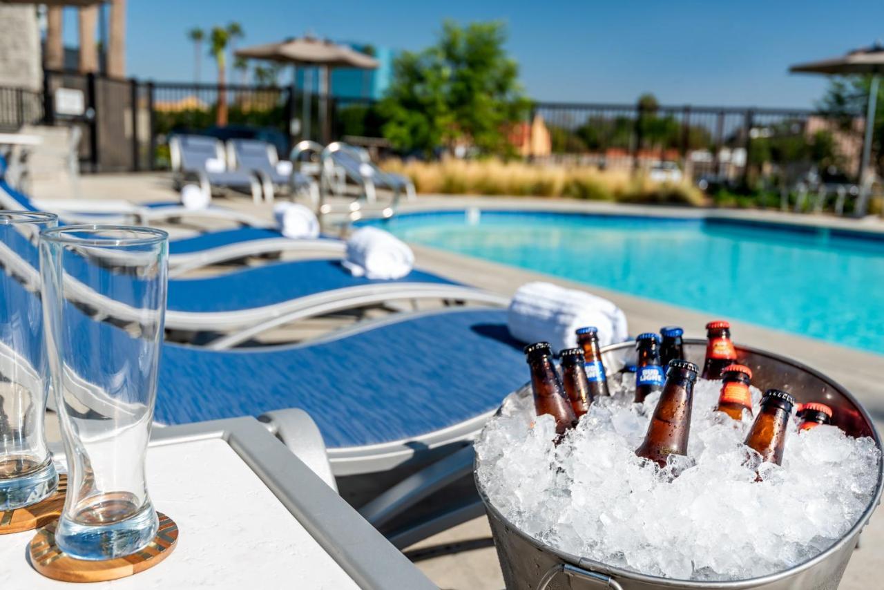 Express & - Orange County By Ihg 3*