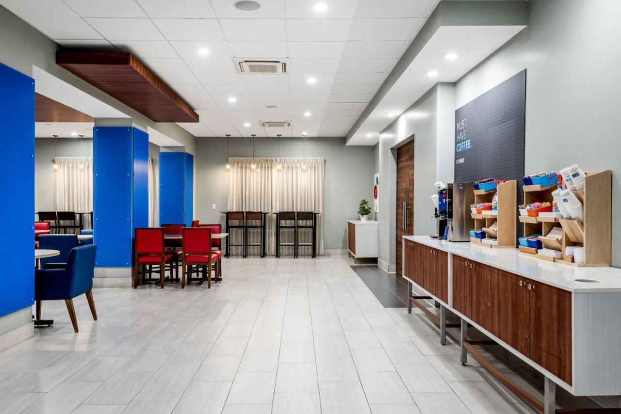 Express & - Orange County By Ihg Santa Ana