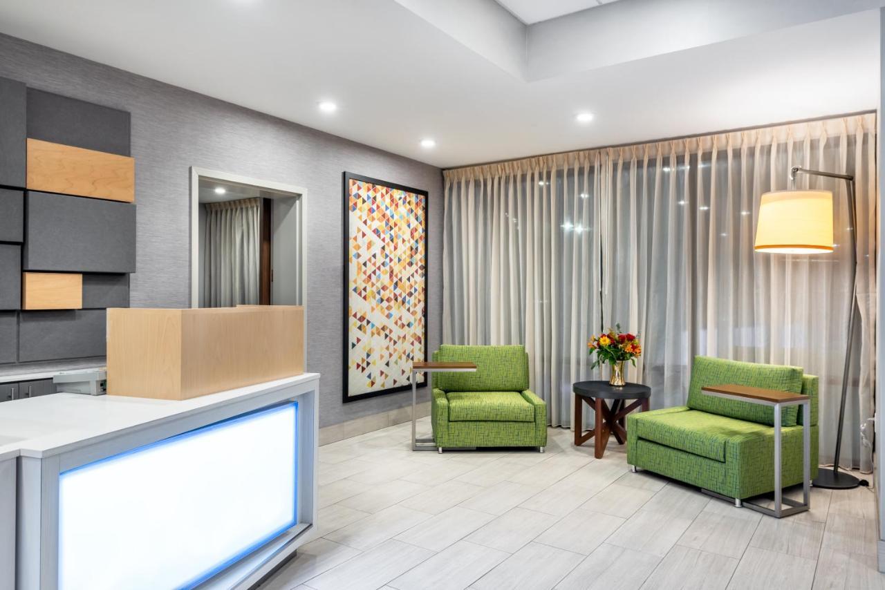 Express & - Orange County By Ihg Hotel